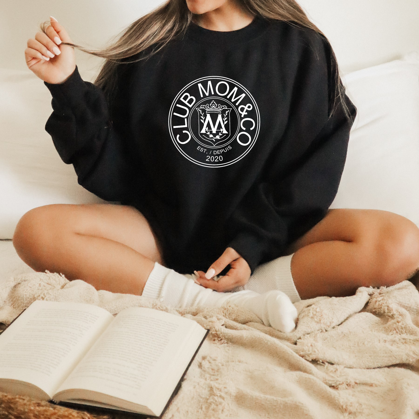 CLUB MOM&CO - Women's Customizable Sweatshirt